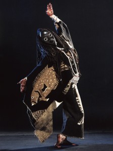 Foto dancing raven woman Maskentanz 3