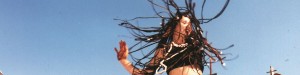 dancing raven woman afrika 2